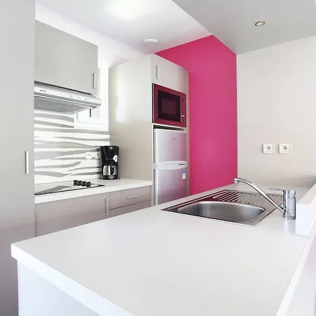 Odalys Clos Bonaventure ホテル ガッサン